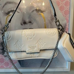 GUESS white mini bag with pouch